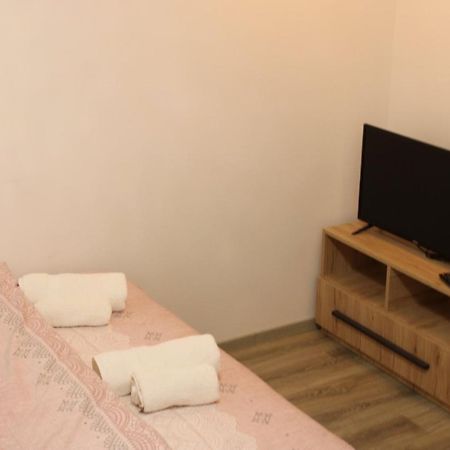 Eleon Motel Брезовица Екстер'єр фото