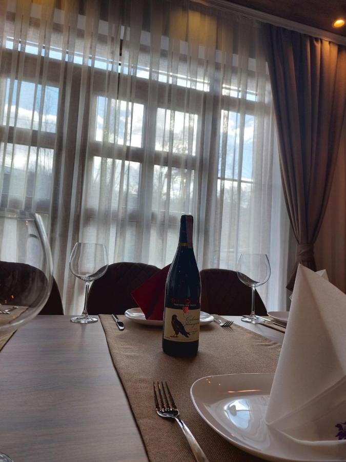 Eleon Motel Брезовица Екстер'єр фото